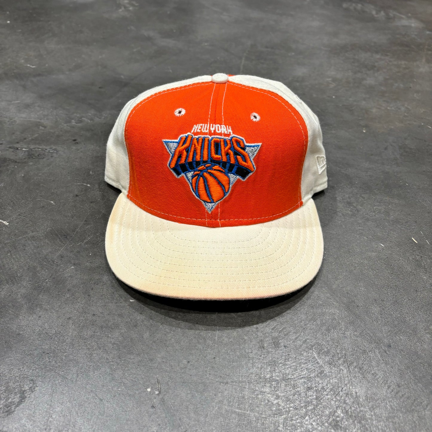 NY Knicks Fitted hat 7 1/8