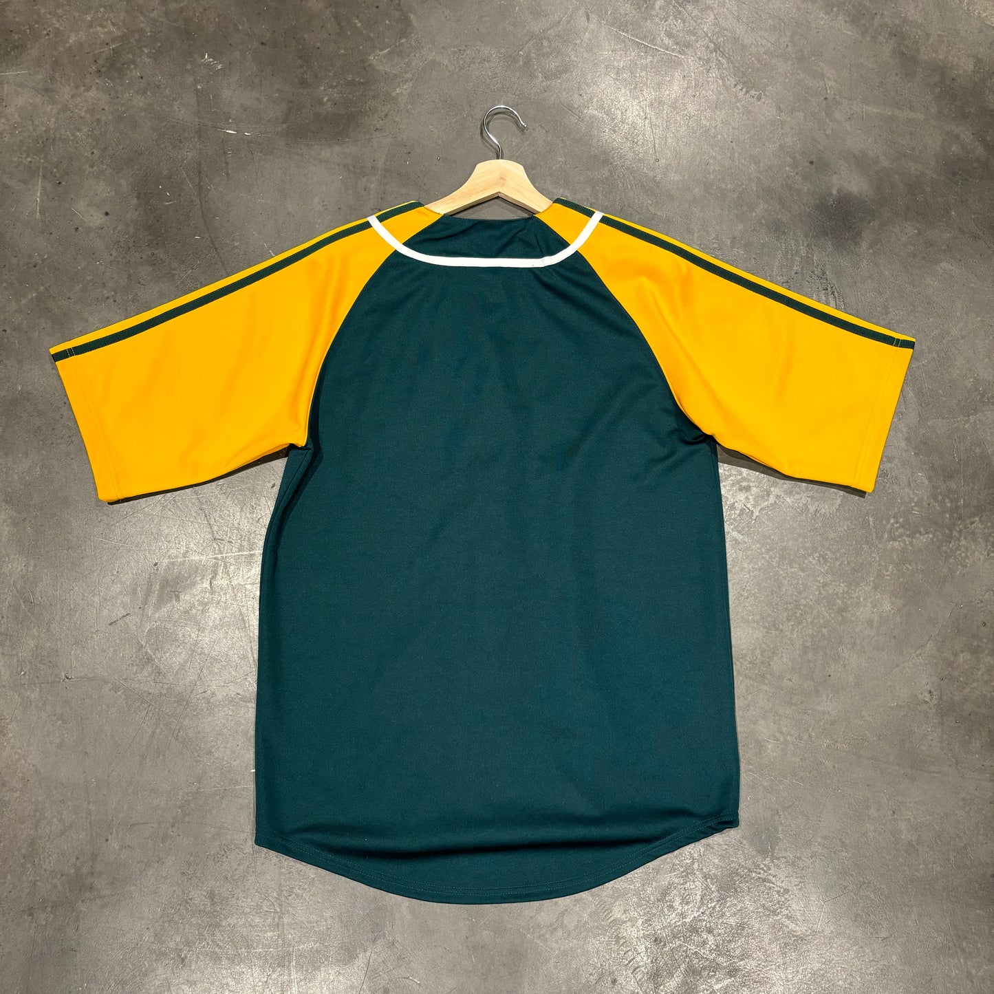 Vintage Oakland A’s Baseball Jersey (M)