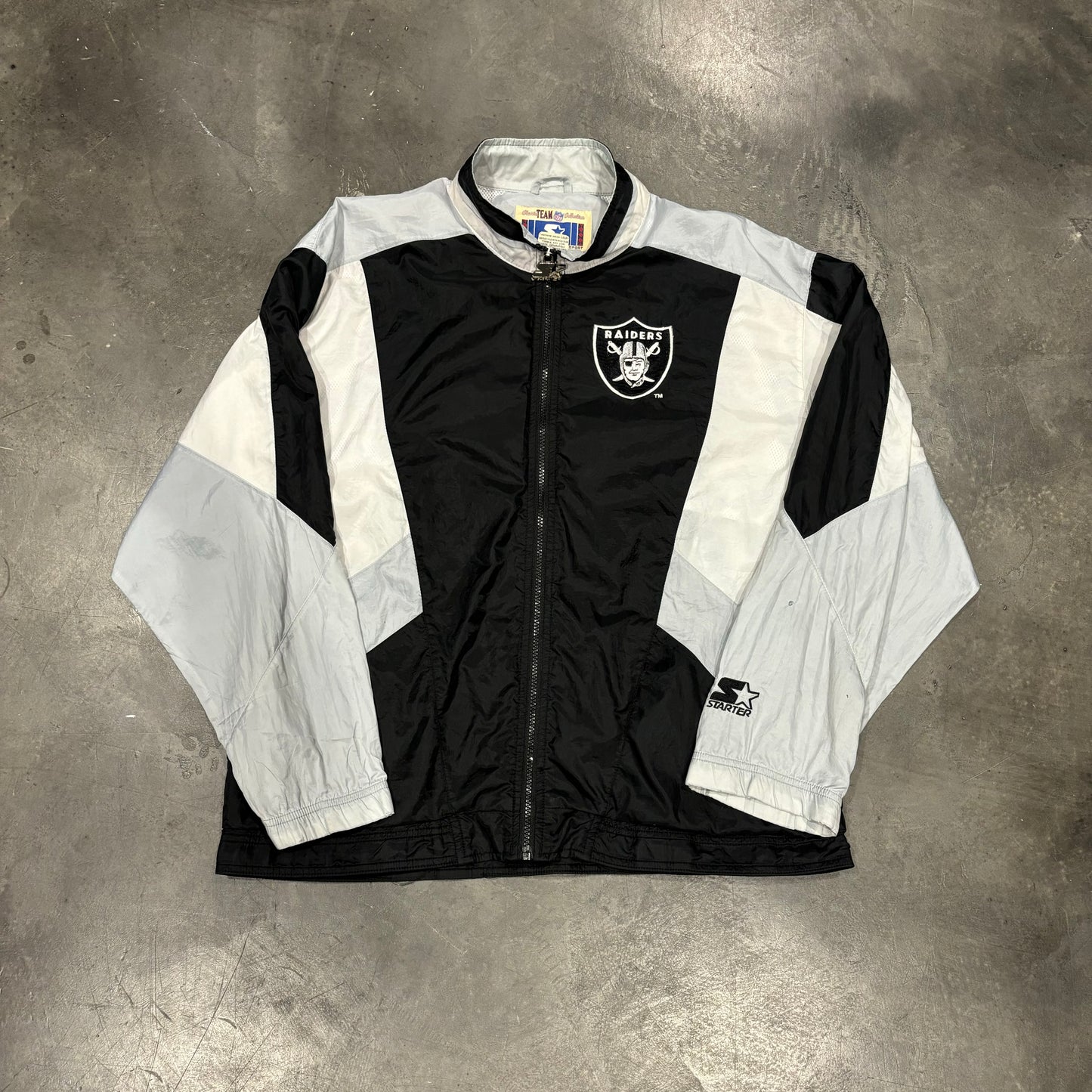 Vintage 90s Oakland Raiders Windbreaker Jacket Starter (M)