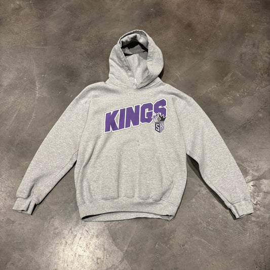 Vintage Sacramento Kings "Spellout" Hoodie (M)