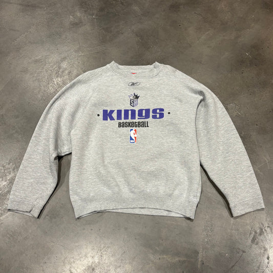 Vintage Sacramento Kings "Spellout" Crewneck (M)